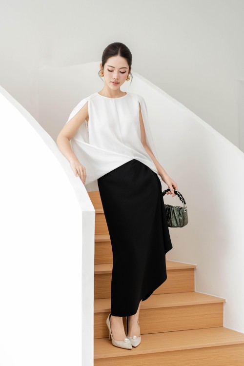 Sixdo Black Woven Sarong Skirt